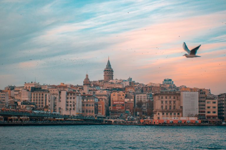 İstanbul silüeti – Gündem Kutbu dijital gazete